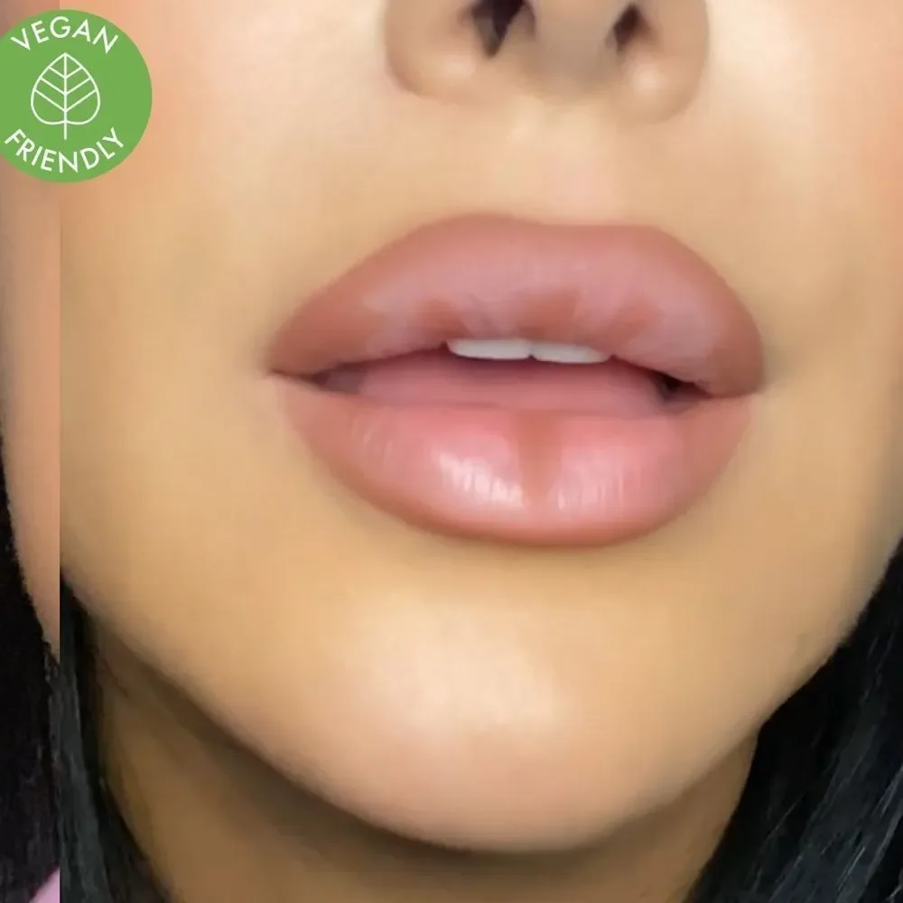 Huda Beauty Diamond Lip Balm in Neglige perfect everyday shade,